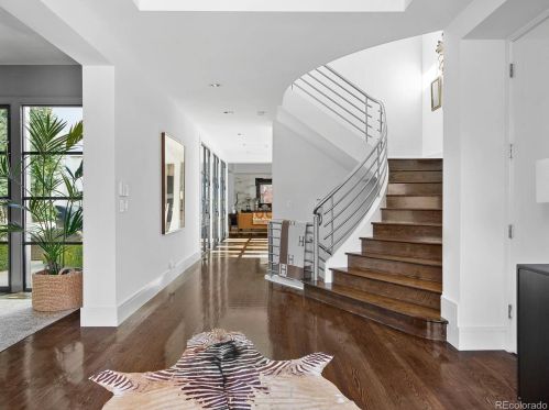 345 Clayton St, Denver, CO 80206-4228