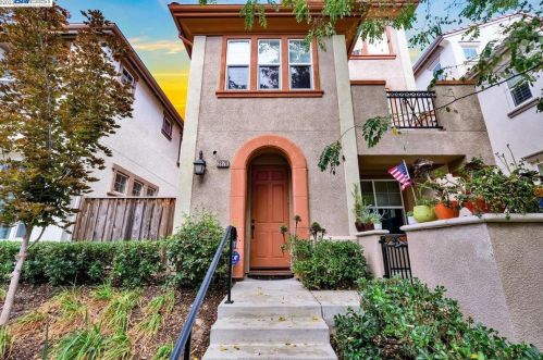 2978 Kiwi Cmn, Livermore, CA 94551-6369
