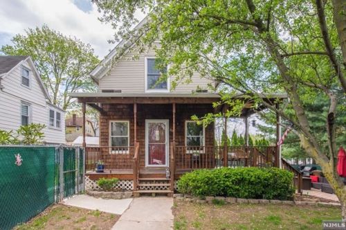35 Preston St, Ridgefield Park, NJ 07660-1419