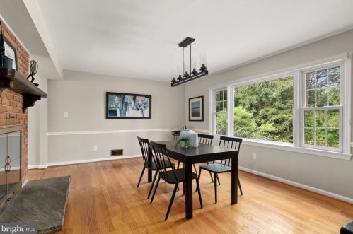 1423 Crestridge Dr, Silver Spring MD 20910-1535 exterior