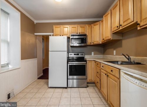 333 Jackson St, Philadelphia, PA 19148-3308