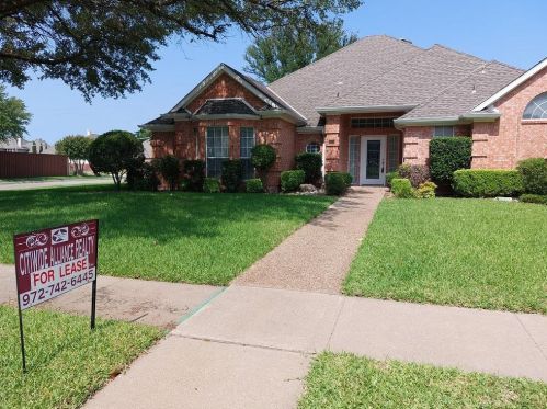 7401 Ryan Dr, Plano, TX 75025-2417