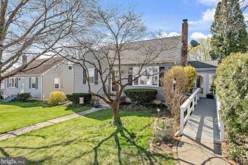 8171 Park Dr, Harrisburg, PA 17111-5525
