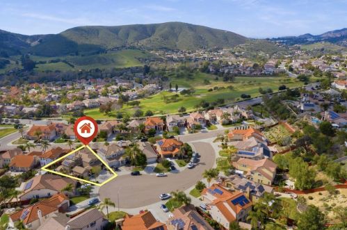422 Landmark Ct, San Marcos, CA 92069-8112