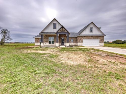 738 Angus Trl, Angleton, TX 77515
