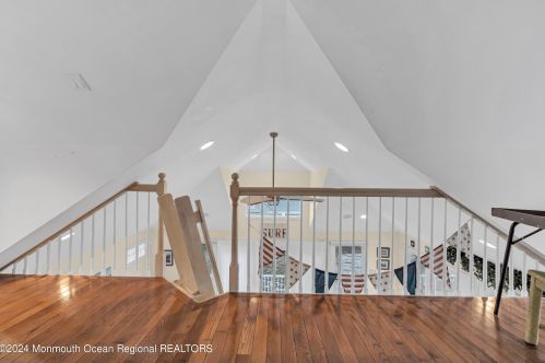 211 Canal Ln, Lavallette NJ  08735-1604 exterior