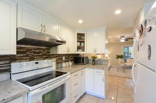 393 Temple Dr, Milpitas CA 95035-4759 exterior