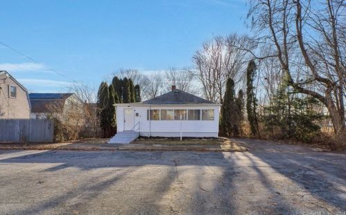 11 Frederick St, Killingly CT  06239-2709 exterior