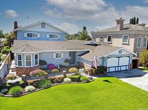 7504 Muller St, Downey, CA 90241-2138