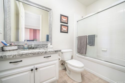 16550 Catalonia Dr, Riverside CA  92504-8701 exterior