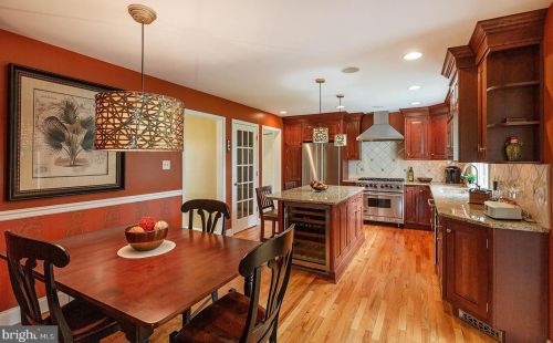 2006 Rachael Dr, Lancaster PA  17601-3655 exterior