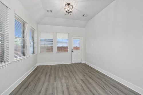 11920 Pecan Gate Way, Webberville TX 78653-3975 exterior