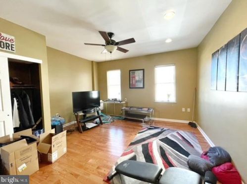 1322 Jackson St, Philadelphia PA  19148-2931 exterior