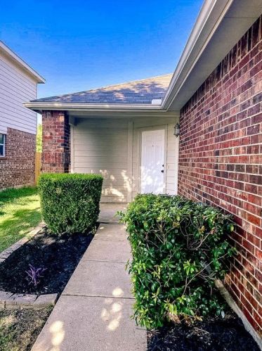 6620 Waterhill Ln, Fort Worth TX  76179-4166 exterior