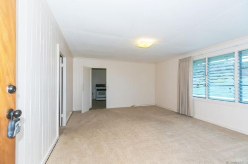 3266 Palolo Terrace Pl, Honolulu, HI 96816-2521