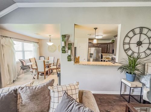 1209 Fair Dr, Angleton TX 77515-9327 exterior