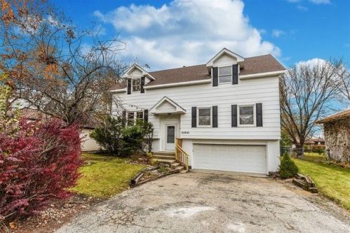 20541 William Ave, Half Day, IL 60069-9602