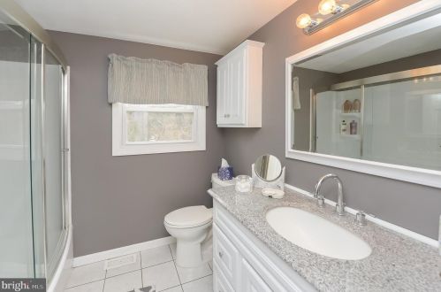 226 Nassau Dr, Haddonfield NJ exterior