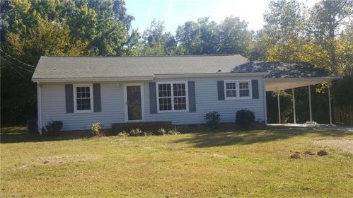 214 Kersey Dr, High Point, NC 27263-2738