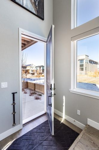 6032 Nepal St, Denver, CO 80019-3350