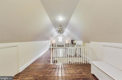 1506 Live Oak Dr, Silver Spring MD 20910-1543 exterior