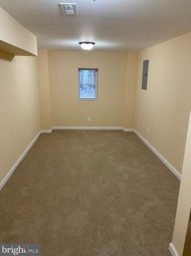 5732 16th St, Philadelphia PA  19141-1702 exterior