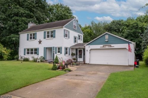 19 Drakestown Rd, Hackettstown NJ  07840-5649 exterior