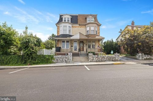 1276 Poplar St, York, PA 17403-1829