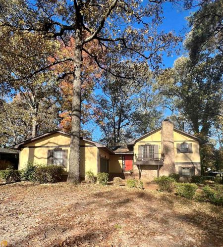 307 Gawin Dr, Warner Robins, GA 31093-1119