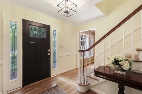 309 Brixham Ct, Atlanta, GA 30328-1901