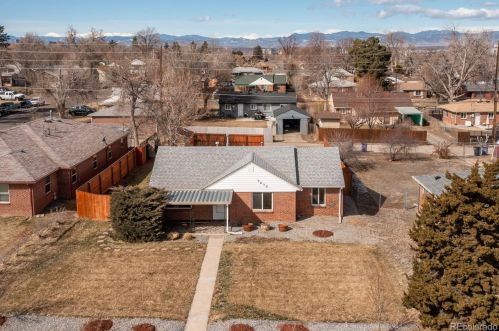 3613 Harrison St, Denver, CO 80205-3824