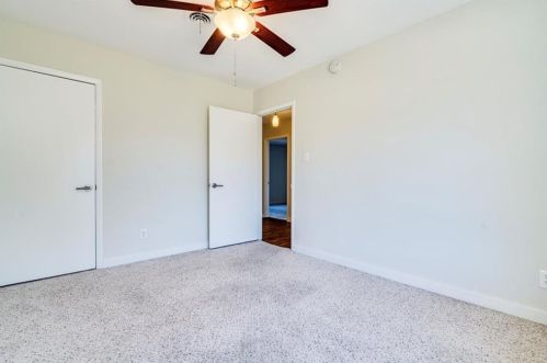 1602 Ashberry Dr, Austin TX  78723-1106 exterior
