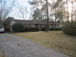 1203 Kimberly Dr, Valdosta, GA 31602-2357