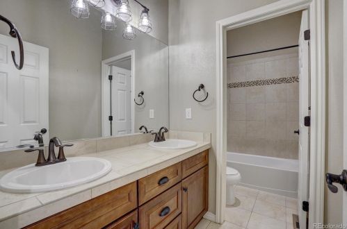 1976 Cayman Dr, Fort Collins CO  80550-3546 exterior
