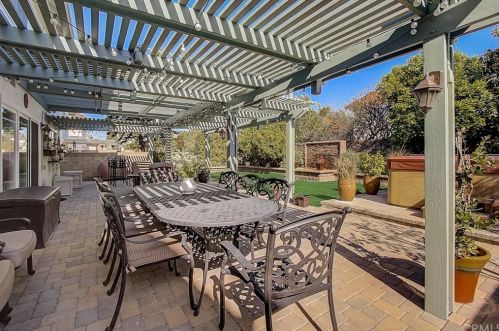 14912 Elm Ave, Irvine CA  92606-2611 exterior