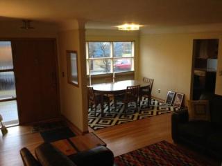 5513 Yamhill St, Portland OR  97215-2715 exterior