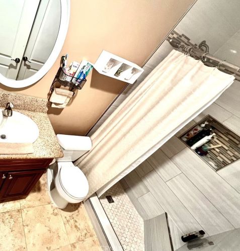 924 Lamark Dr, Anaheim CA  92802 exterior