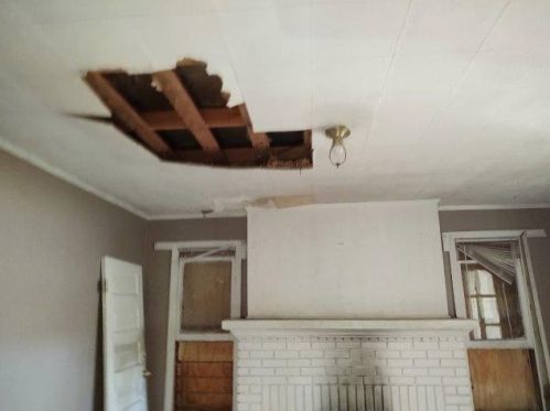 1369 Bryan Ave, Atlanta GA  30344-2608 exterior