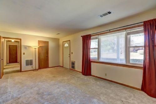 2690 Lakeview Dr, Conyers GA  30094-4942 exterior