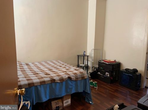 2140 10th St, Philadelphia PA 19148-3005 exterior