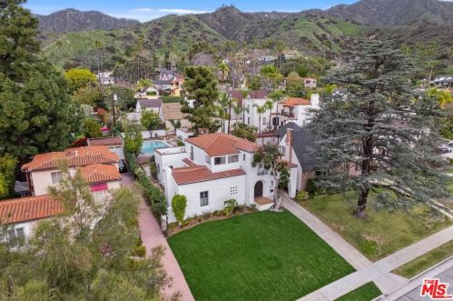 873 Cumberland Rd, Glendale CA  91202-1049 exterior