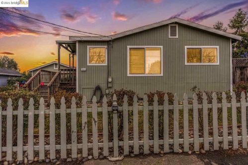 2812 Leslie Ave, Pacheco, CA 94553-2956