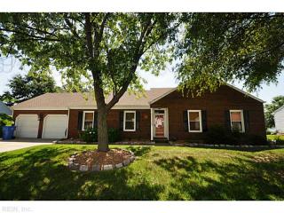 407 Broadwater Dr, Chesapeake, VA 23323-1714