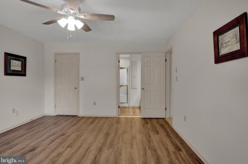 36 Cambridge Ct, Carlisle PA 17013-2733 exterior