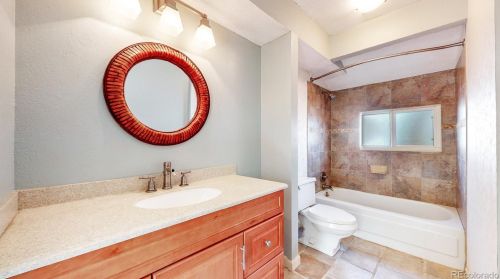 8127 Leyden St, Englewood CO 80112-3059 exterior