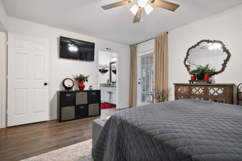 123 Stoneforest Dr, Holly Springs GA  30189-2554 exterior