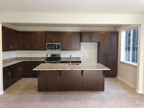2513 Albatros Dr, Modesto, CA 95355-8516