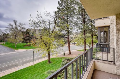 13952 Marina Dr, Denver CO  80014-5512 exterior