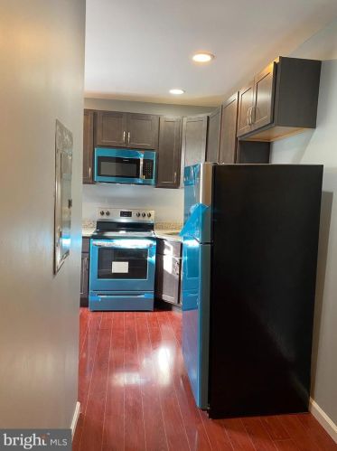 26 51 St, Philadelphia PA 19139-2725 exterior