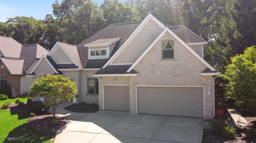 284 Muirfield Dr, Valpo, IN 46385-6208